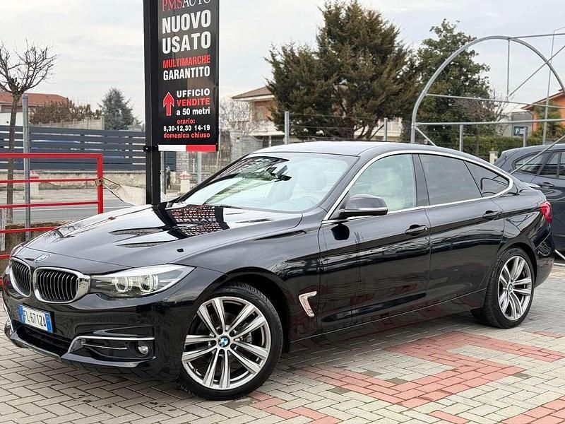 Usata BMW 320 Gran Turismo Luxury Line 190 CV (139 kW) 2017 Nero Berlina
