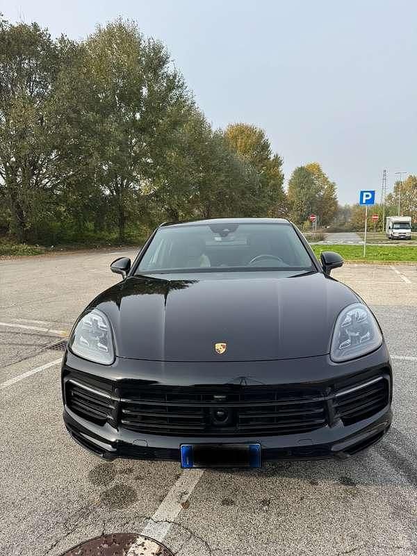 Usata 2019 Porsche Cayenne Coupe Coupé | 58.900 € (Buon prezzo) - Immagine 1/4