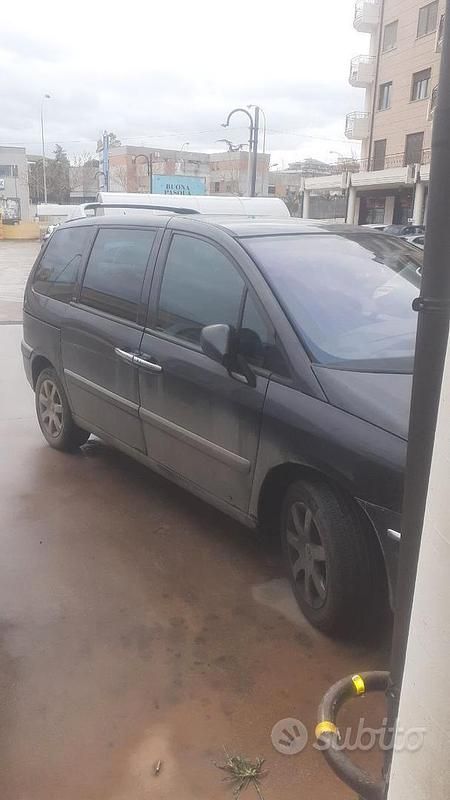 Usata Peugeot 807 136 CV (100 kW) 2010 Monovolume