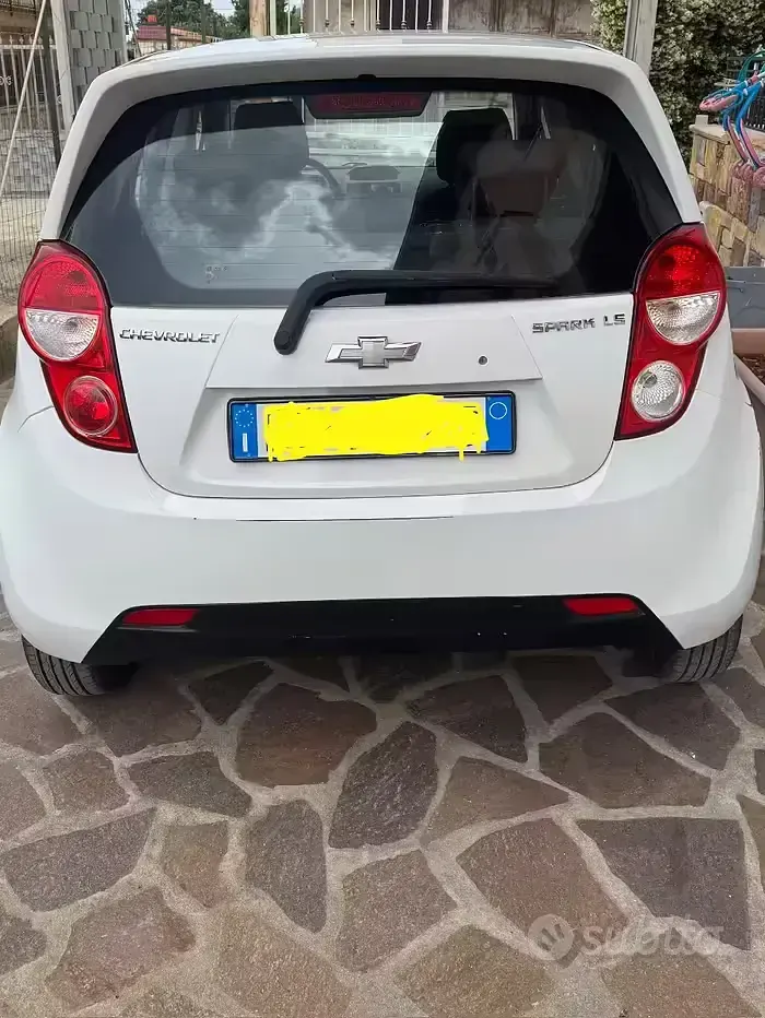Usata Chevrolet Spark 68 CV (50 kW) 2011 Bianco Utilitaria