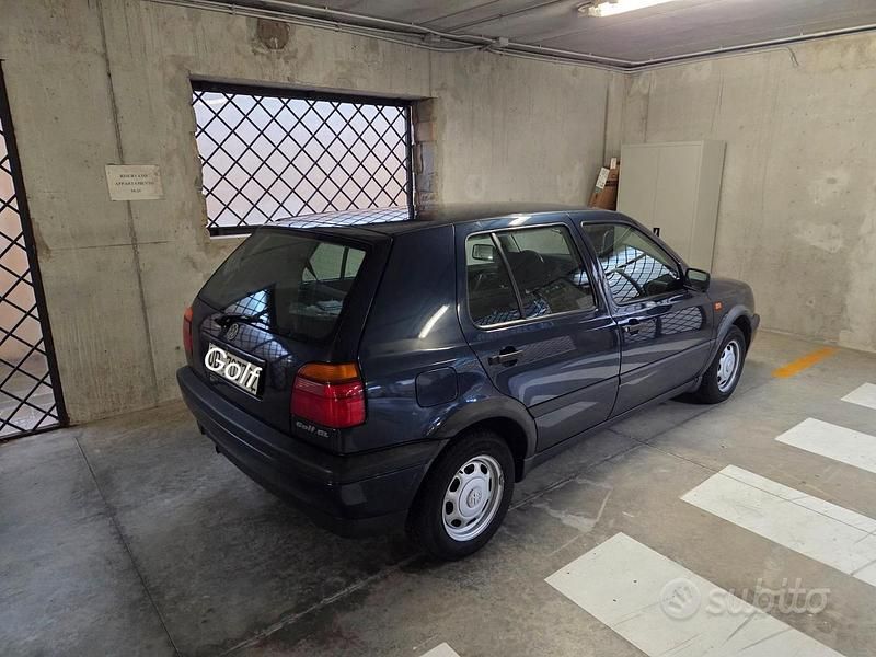 Usata VW Golf III 1992 Blu Utilitaria
