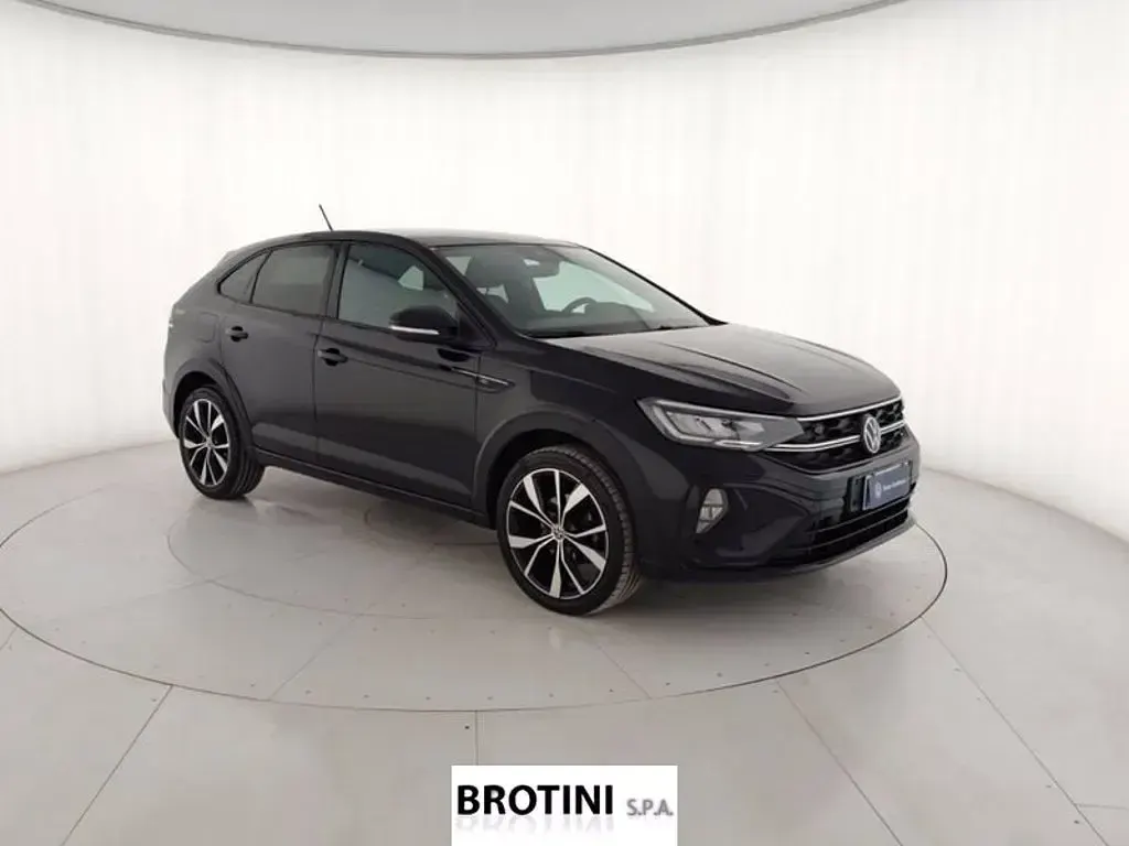 Usata VW Taigo R-line 110 CV (80 kW) 2024 Nero metallizzato SUV