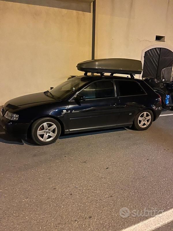 Usata Audi A3 90 CV (66 kW) 2002 Blu Utilitaria
