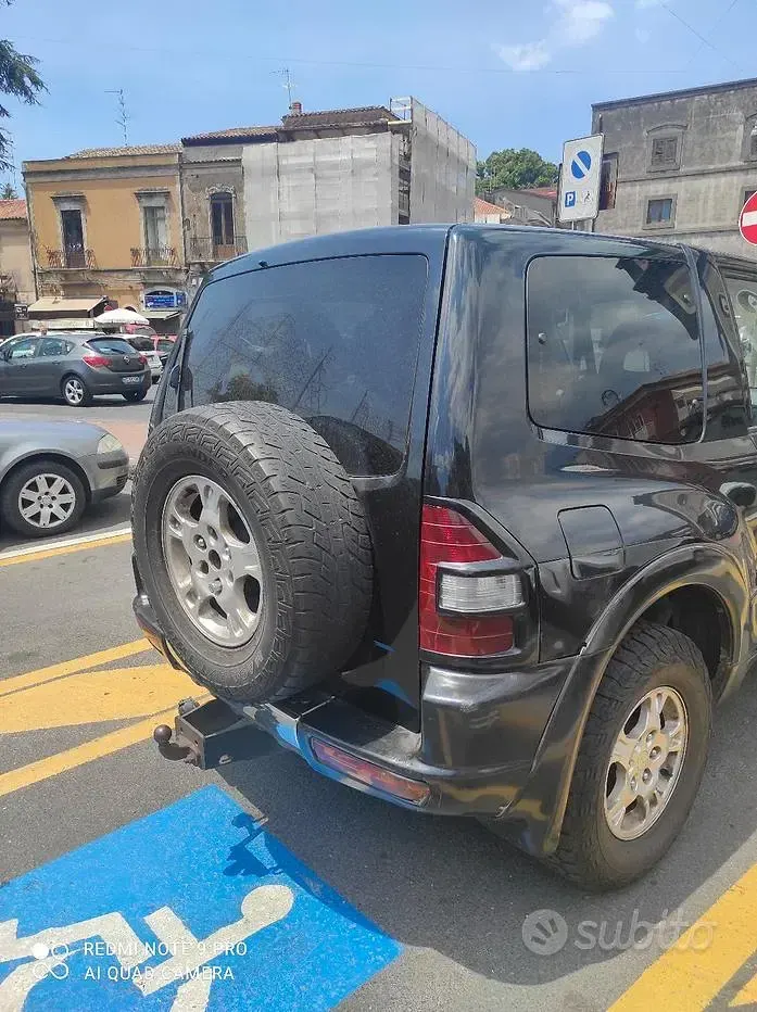 Usata Mitsubishi Pajero 160 CV (117 kW) 2007 Nero SUV