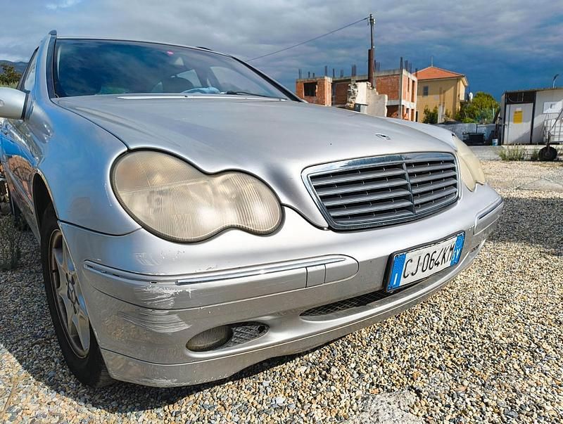 Usata Mercedes C220 2002 Grigio Station wagon