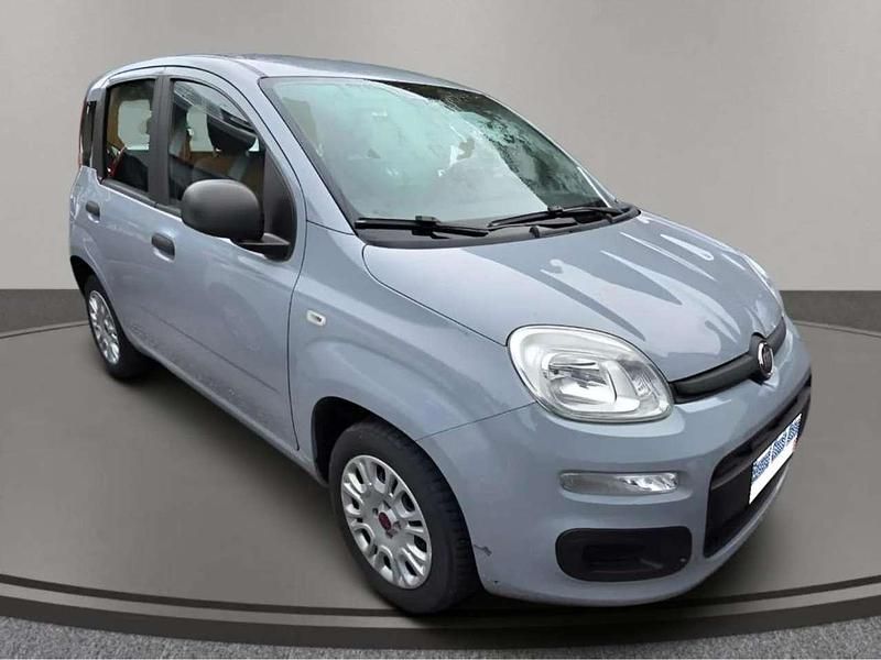 Grigio Usata 2021 Fiat Panda Easy Due volumi | 9500 € (Buon prezzo) - Immagine 1/4