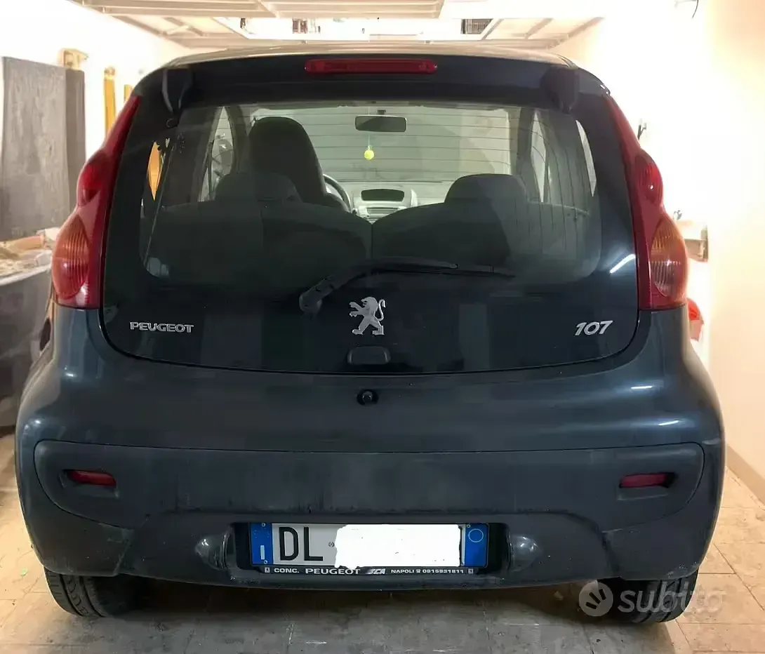 Usata Peugeot 107 54 CV (39 kW) 2007 Nero Utilitaria
