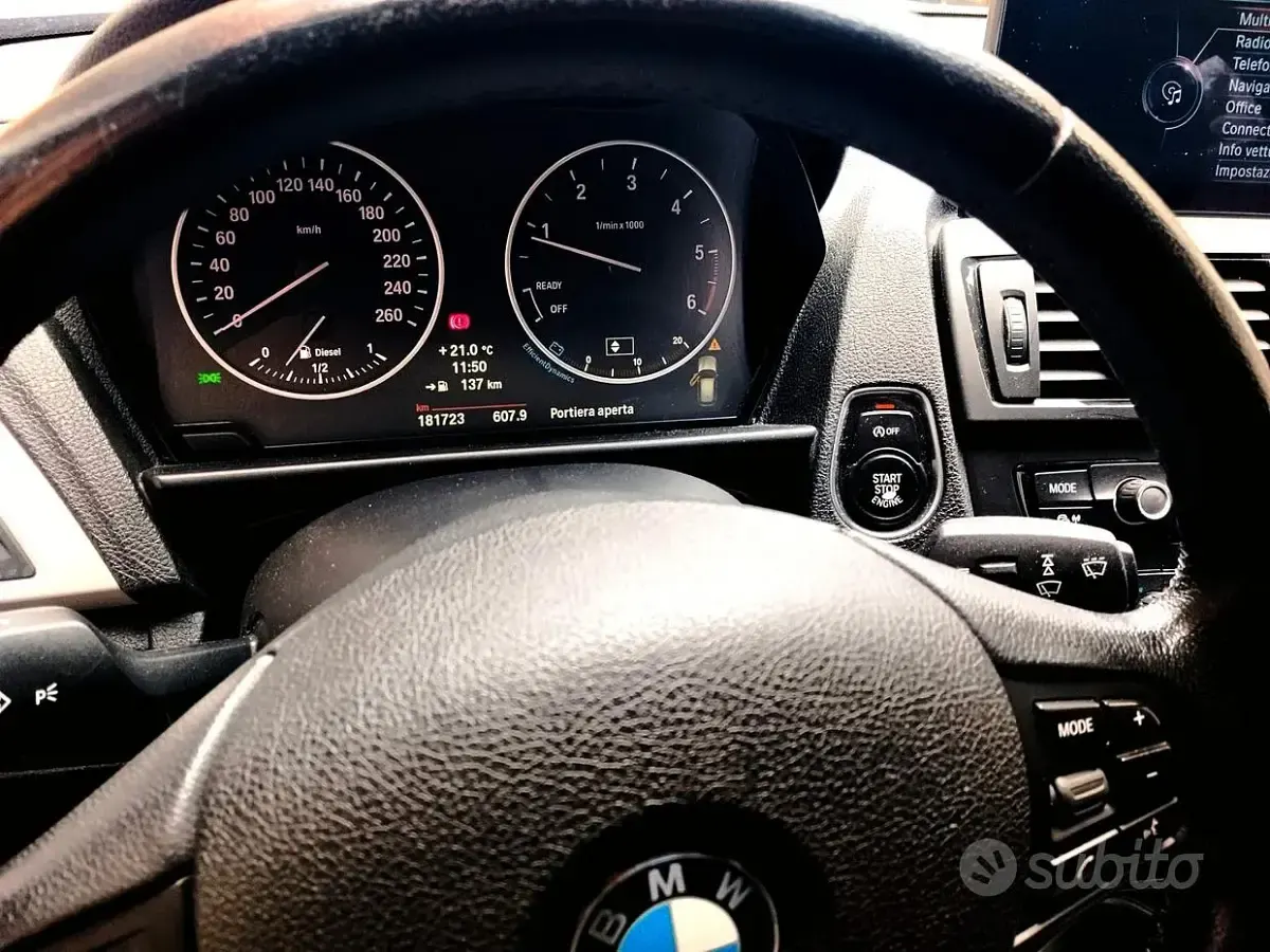 Usata BMW 114 95 CV (69 kW) 2013 Bluazzurro Utilitaria