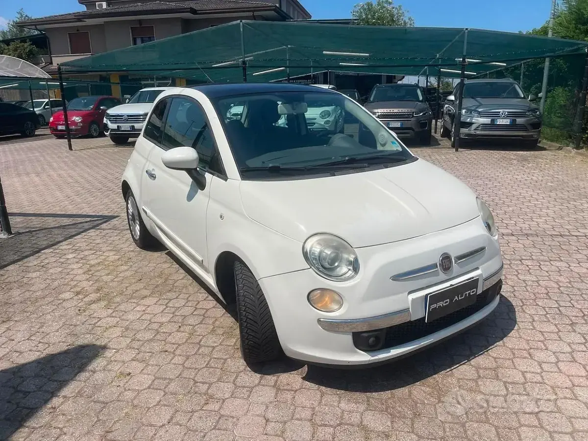 Usata Fiat 500 Lounge 85 CV (62 kW) 2011 Bianco Berlina