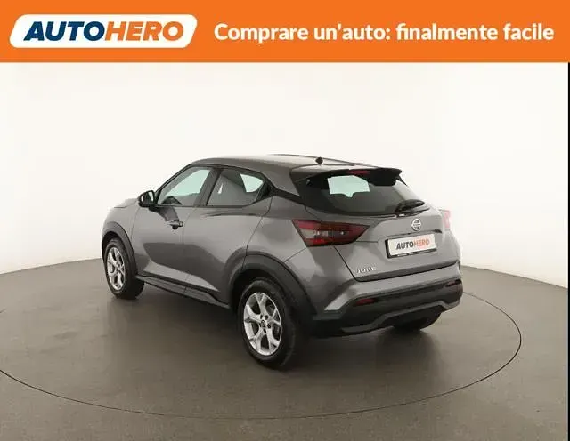 Usata Nissan Juke Acenta 117 CV (86 kW) 2020 Grigio SUV