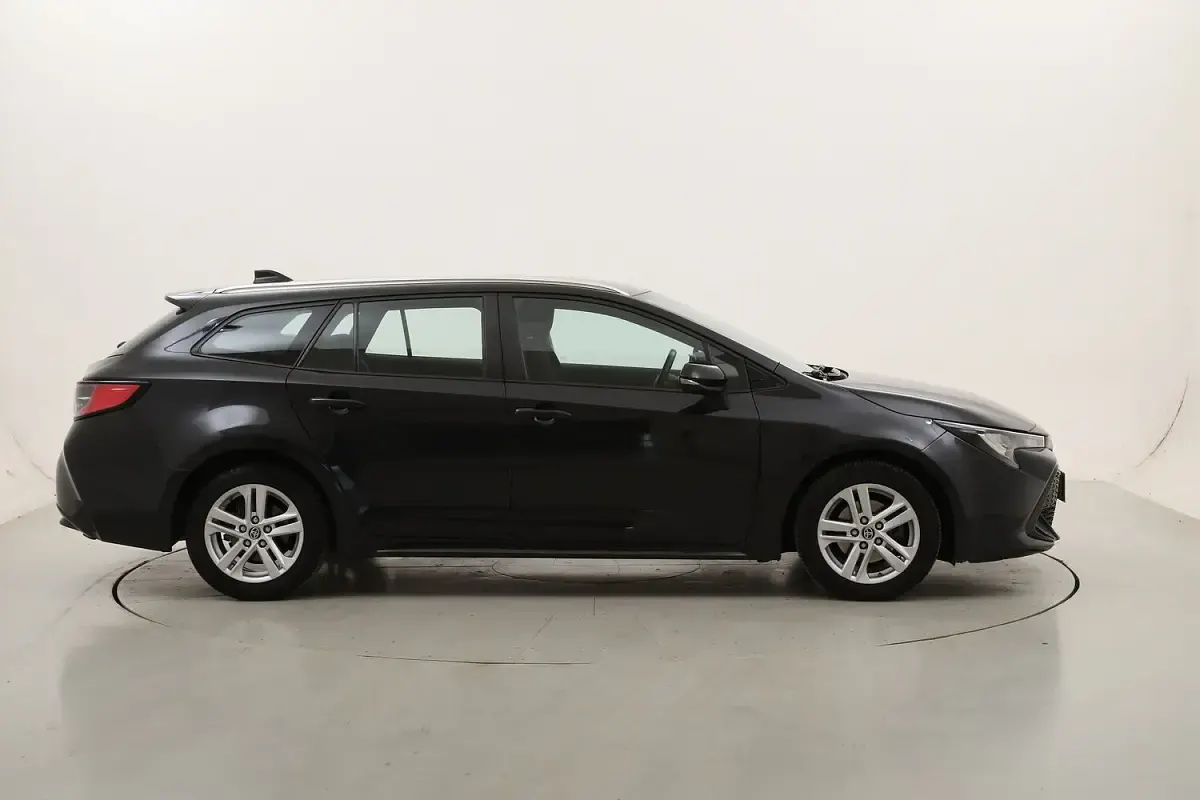 Usata Toyota Corolla Business Edition 122 CV (89 kW) 2022 Station wagon