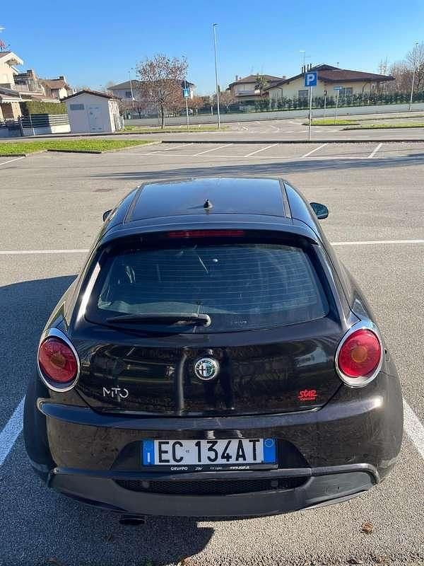 Second-hand Alfa Romeo MiTo Distinctive 95 CP (69 kW) 2010 Hatchback