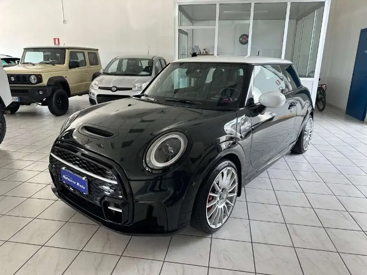 Usata Mini John Cooper Works 231 CV (169 kW) 2021 Verde Utilitaria