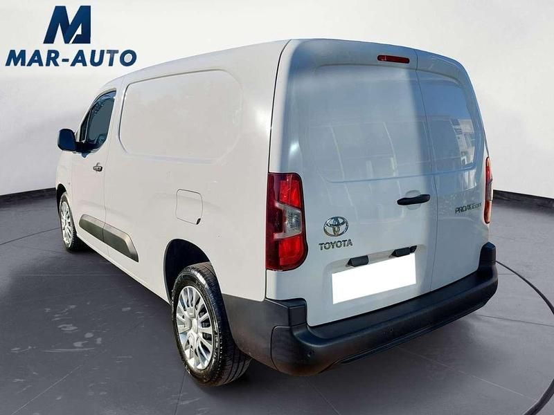 Usata Toyota Proace City City 102 CV (75 kW) 2024 Beige Monovolume