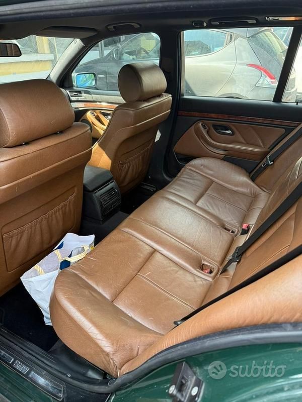 Usata BMW 520 150 CV (110 kW) 1998 Verde Station wagon