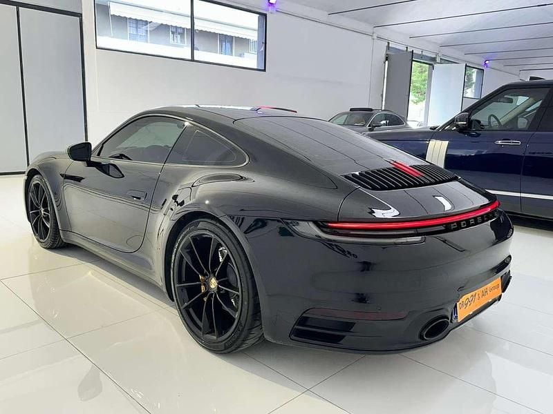 Usata Porsche 911 Carrera 4 385 CV (283 kW) 2019 Nero Coupé