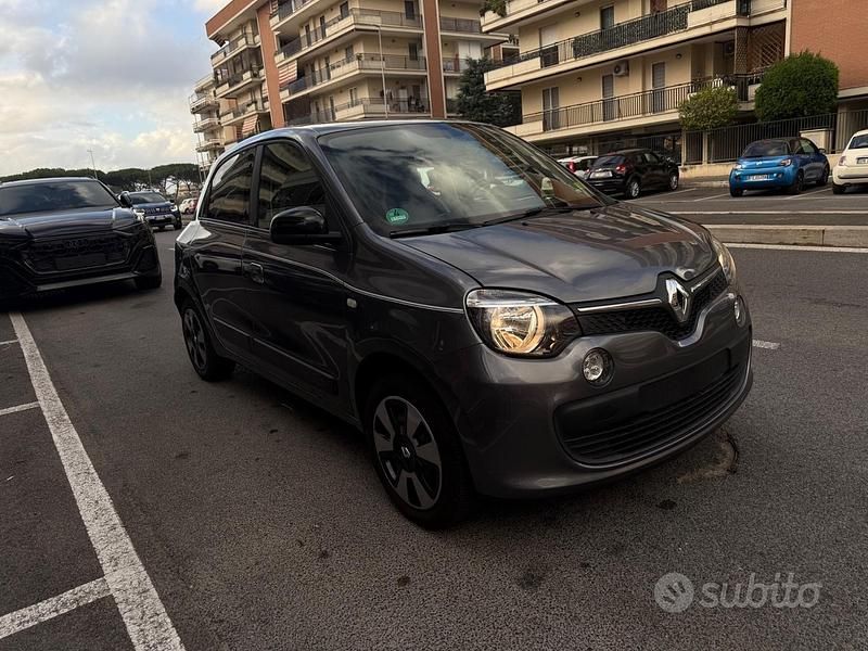 Usata Renault Twingo 110 CV (80 kW) 2018 Grigio Utilitaria