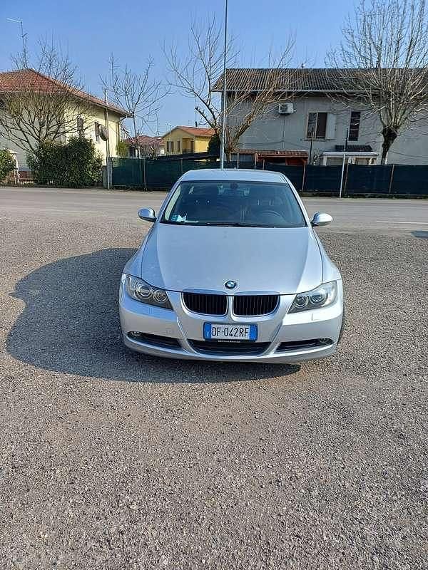 Usata BMW 320 163 CV (119 kW) 2007 Argento Berlina