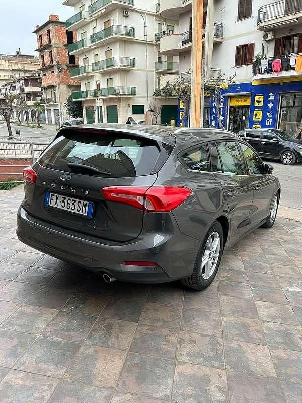 Usata Ford Focus Active 120 CV (88 kW) 2019 Grigio Station wagon