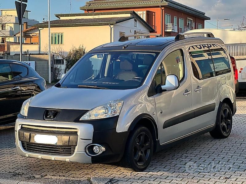 Usata Peugeot Partner 119 CV (87 kW) 2008 Grigio Monovolume