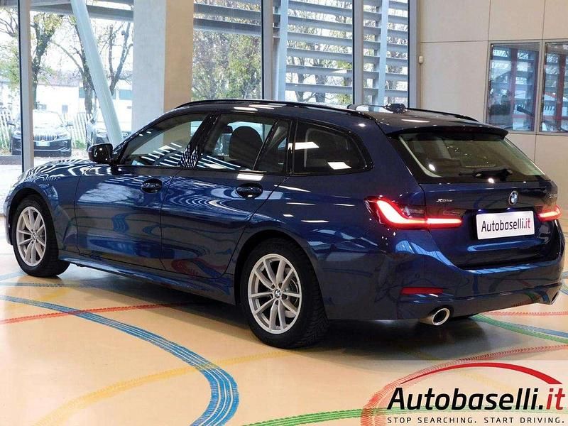 Usata BMW 320 Efficient Dynamics 190 CV (139 kW) 2022 Blu Station wagon