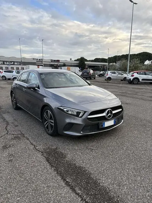 Usata Mercedes A180 116 CV (85 kW) 2020 Berlina