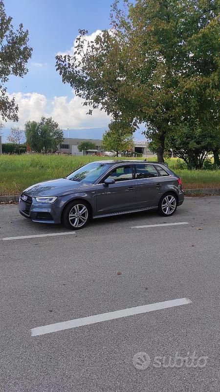 Grigio Usata 2019 Audi A3 Admired Tre volumi | 19.000 € (Buon prezzo) - Immagine 1/4