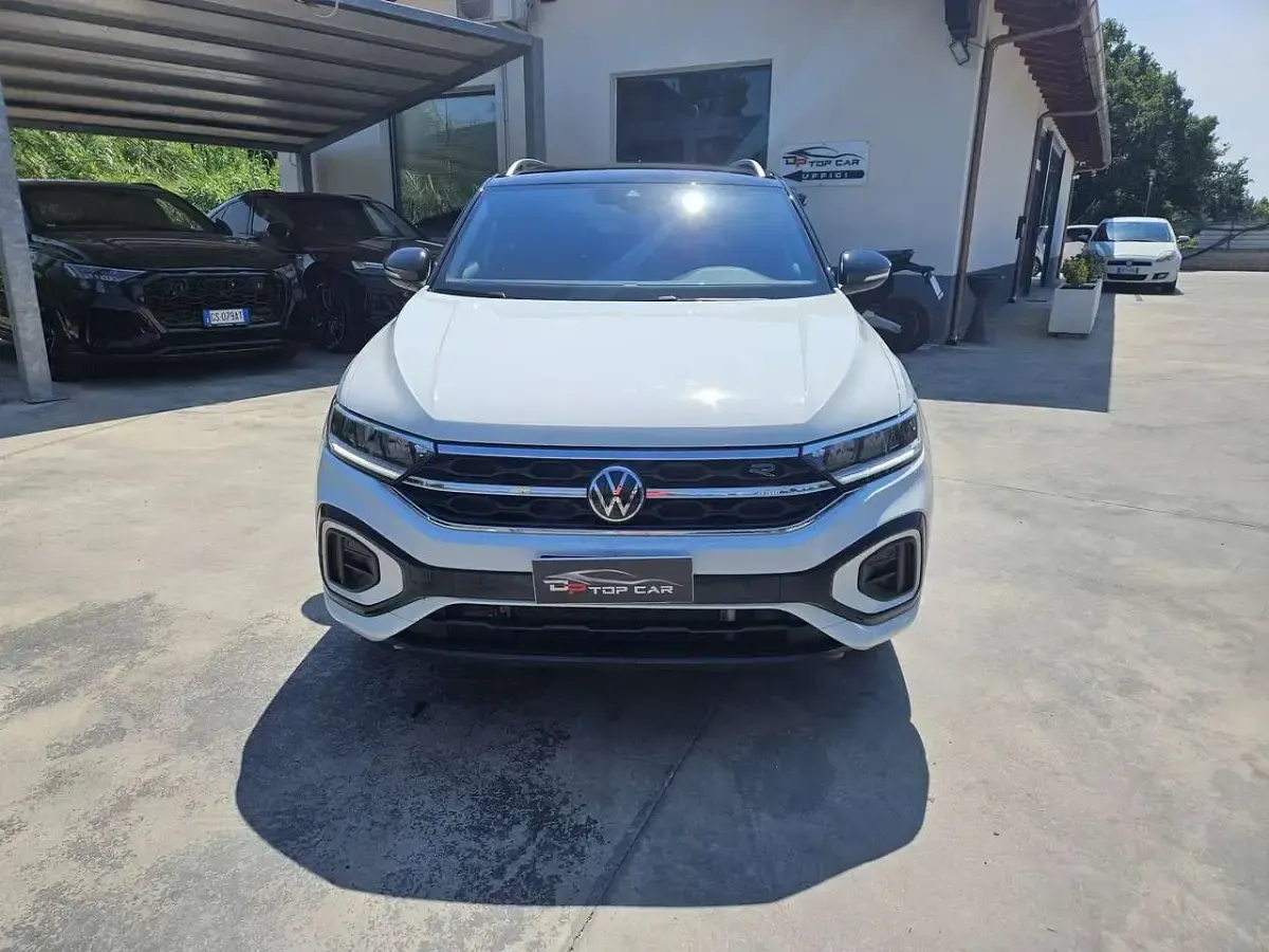 Usata VW T-Roc R-line 150 CV (110 kW) 2023 Bianco SUV