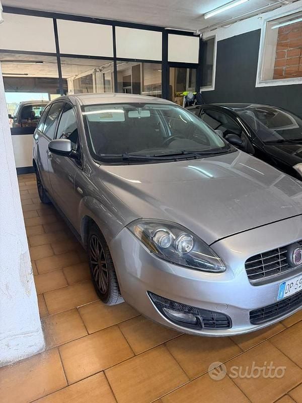 Usata Fiat Croma Dynamic 150 CV (110 kW) 2008 Grigio Station wagon