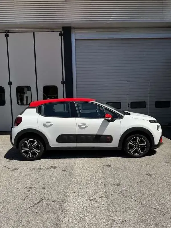 Usata Citroën C3 Shine 102 CV (75 kW) 2018 Utilitaria