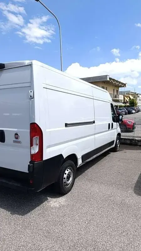 Usata Fiat Ducato 140 CV (102 kW) 2022 Bianco Furgone
