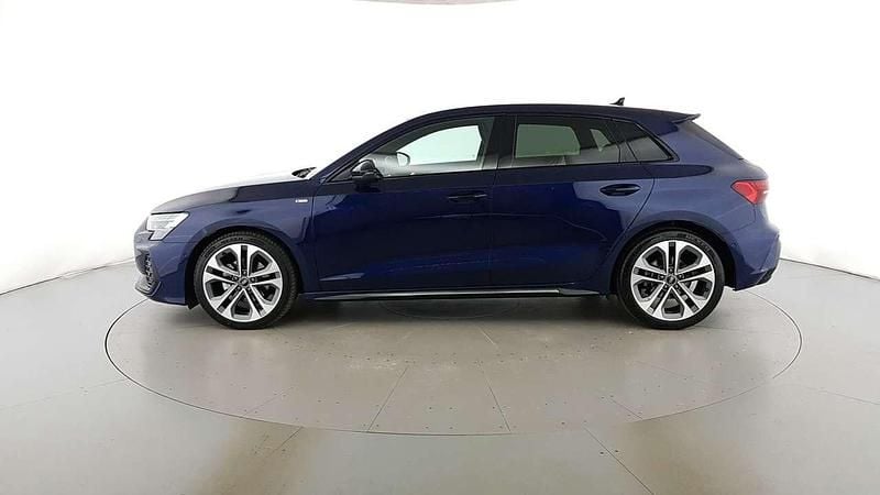 Usata Audi A3 S-Line 150 CV (110 kW) 2025 Blu navarra met Berlina