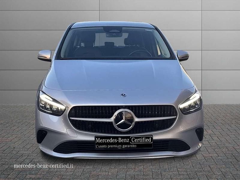 Usata Mercedes B180 Advanced 116 CV (85 kW) 2024 Argento Monovolume