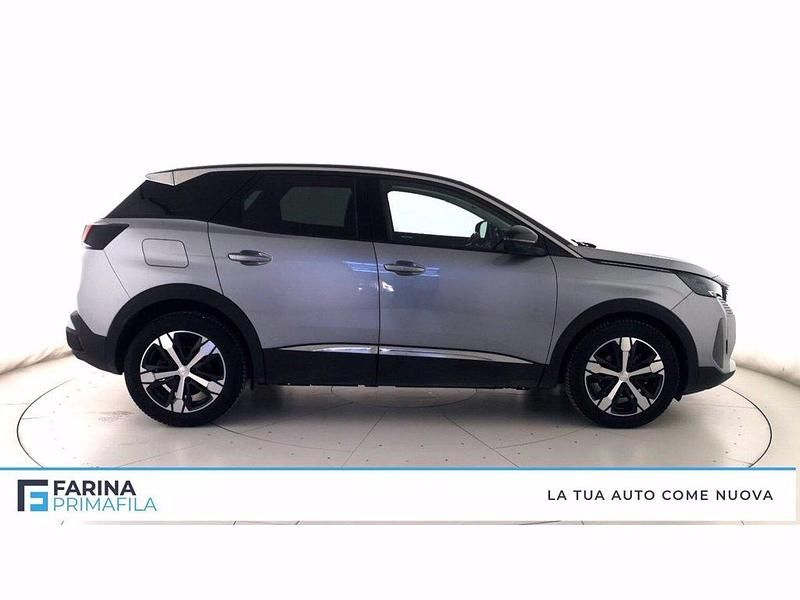 Usata Peugeot 3008 Allure 131 CV (96 kW) 2022 Grigio artense SUV