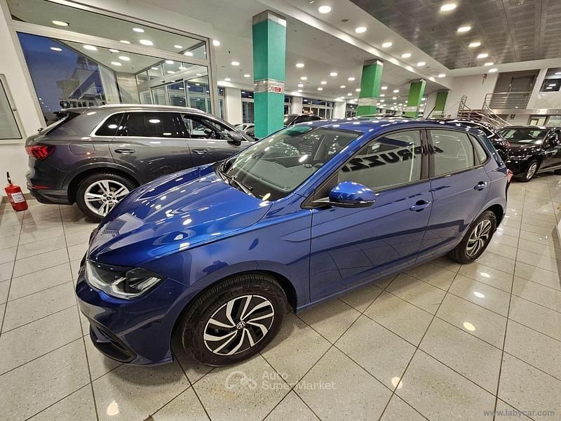 Usata VW Polo Life 95 CV (69 kW) 2025 Blu Utilitaria