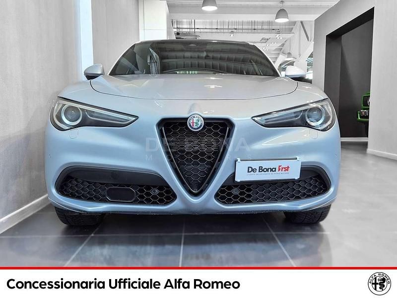 Usata Alfa Romeo Stelvio Veloce 210 CV (154 kW) 2021 Bianco lunare SUV