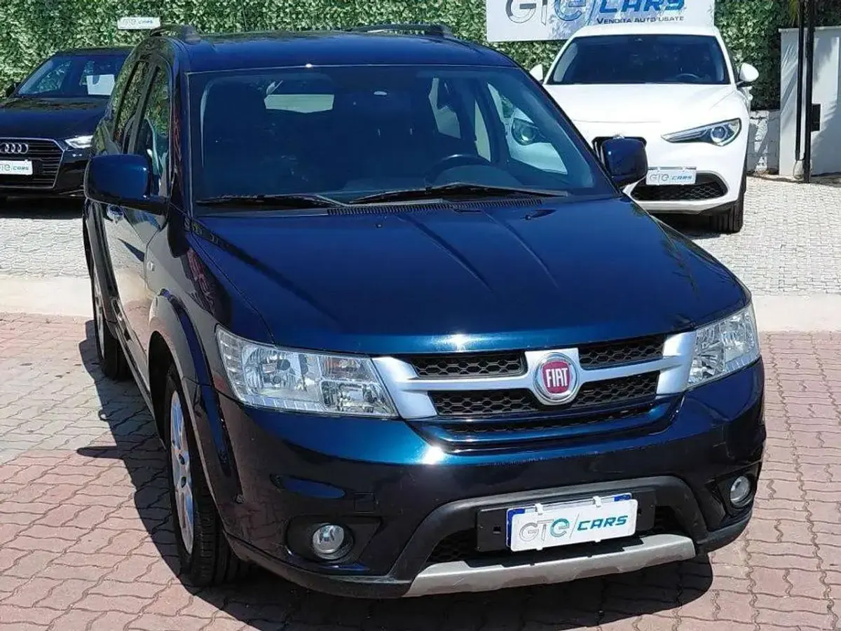 Usata Fiat Freemont Lounge 170 CV (125 kW) 2013 Blu/azzurro SUV