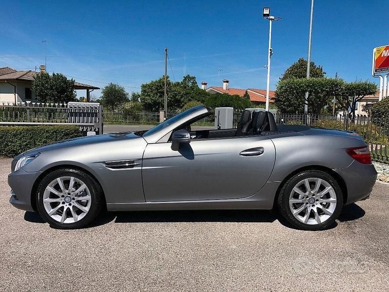 Usata Mercedes SLK200 184 CV (135 kW) 2013 Grigio Cabrio
