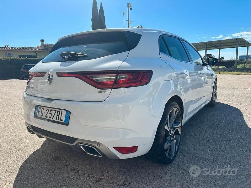 Usata Renault Mégane IV GT 163 CV (119 kW) 2017 Bianco Berlina
