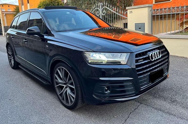 Usata Audi Q7 S-Line 286 CV (210 kW) 2019 Nero SUV