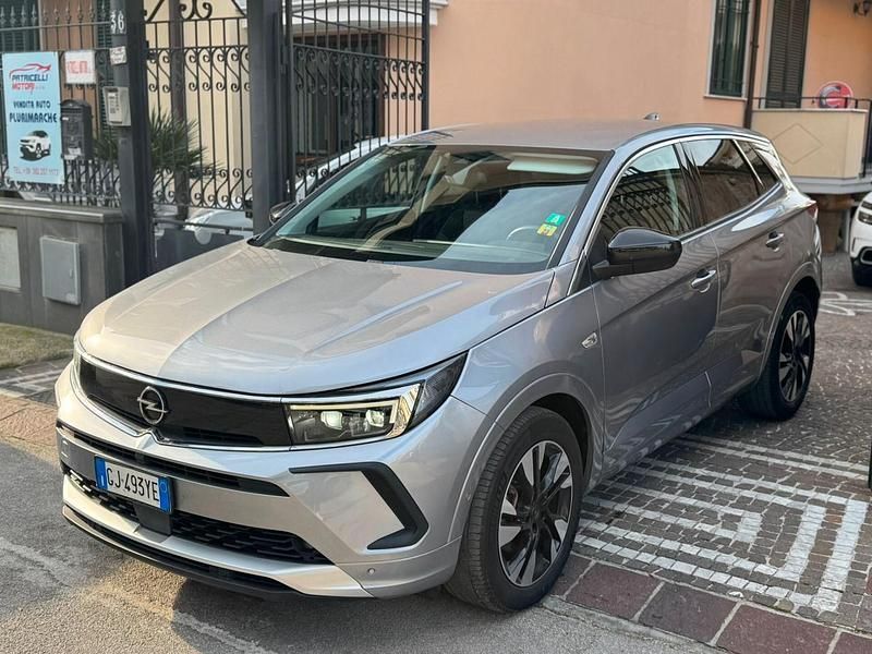 Usata Opel Grandland X Ultimate 131 CV (96 kW) 2022 Argento SUV