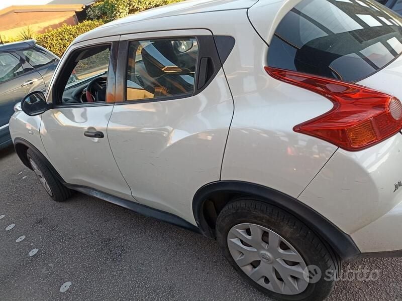 Usata Nissan Juke 110 CV (80 kW) 2014 Bianco SUV
