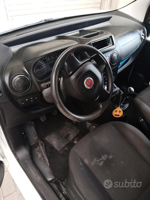 Bianco Usata 2019 Fiat Fiorino Monovolume | 5800 € (Super prezzo) - Immagine 1/4