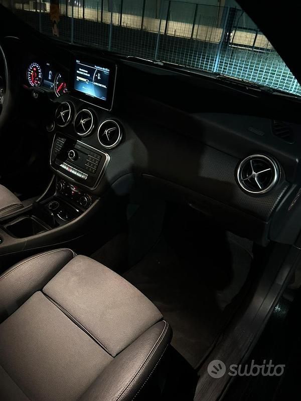 Usata Mercedes A160 95 CV (69 kW) 2018 Nero Berlina