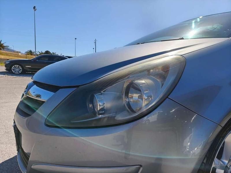 Usata Opel Corsa Sport 80 CV (58 kW) 2007 Grigio Utilitaria