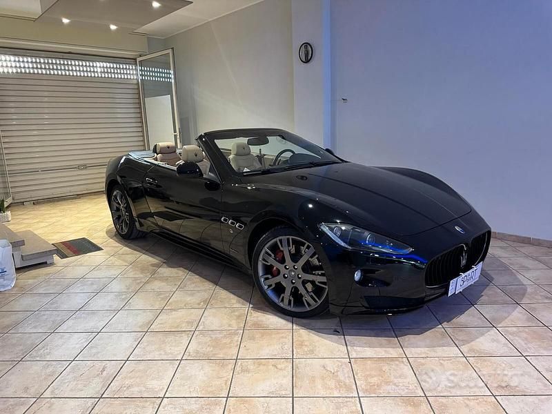 Usata Maserati GranCabrio 460 CV (338 kW) 2012 Nero Cabrio
