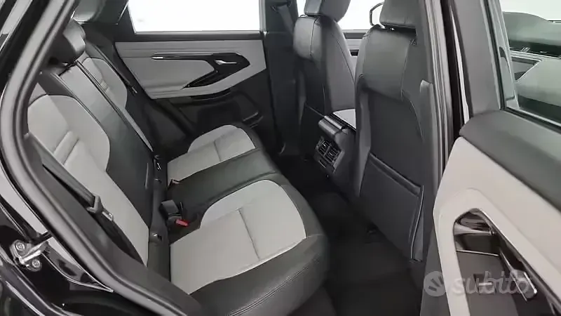 Usata Land Rover Range Rover evoque R-Dynamic 200 CV (147 kW) 2019 Nero SUV