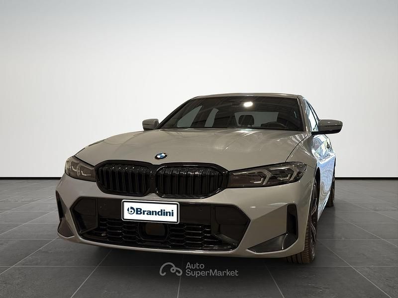 Usata BMW 320 M Sport 190 CV (139 kW) 2025 Brooklin grey met. Berlina