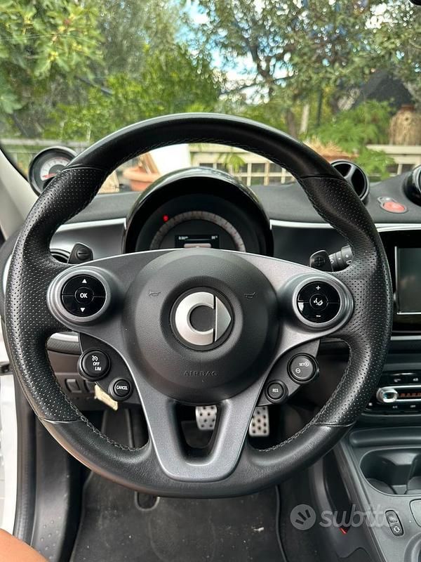 Usata Smart ForFour Passion 71 CV (52 kW) 2019 Bianco Utilitaria