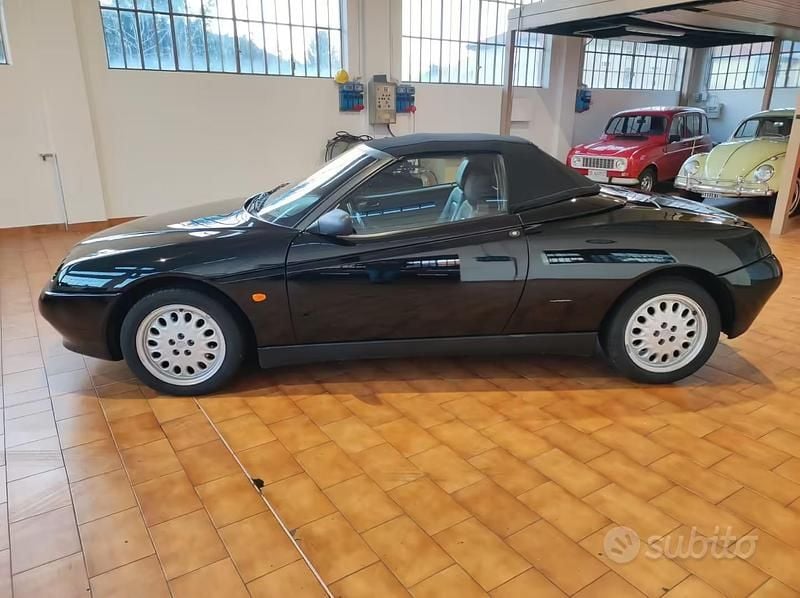 Usata Alfa Romeo GTV 150 CV (110 kW) 1997 Nero Coupé